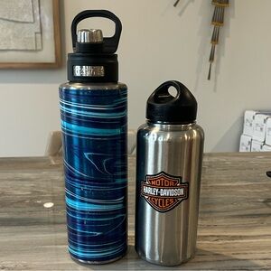 Tervis Blue Swirl Insulated 40 oz stainless steel Water Bottle & Harley Davidson